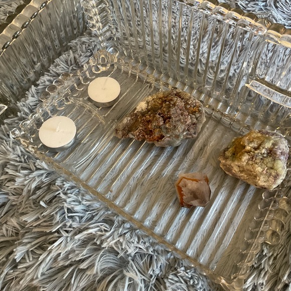 Vintage 1950s Set of Lead Crystal Serving Trays & Platters (2) - Picture 7 of 12